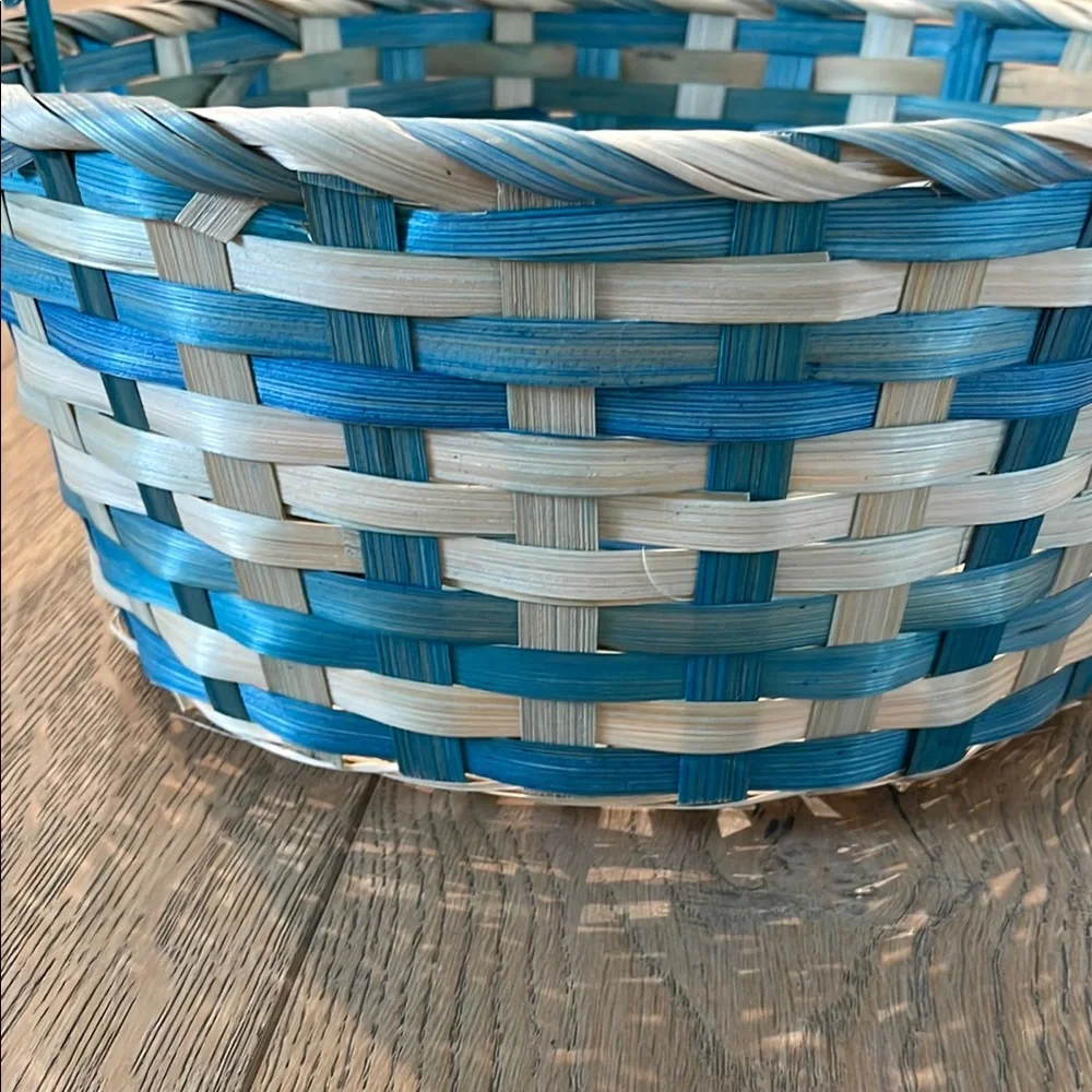 Blue Woven Bamboo Easter Basket Braided Handle Round Gift Pail Decorative Wicker